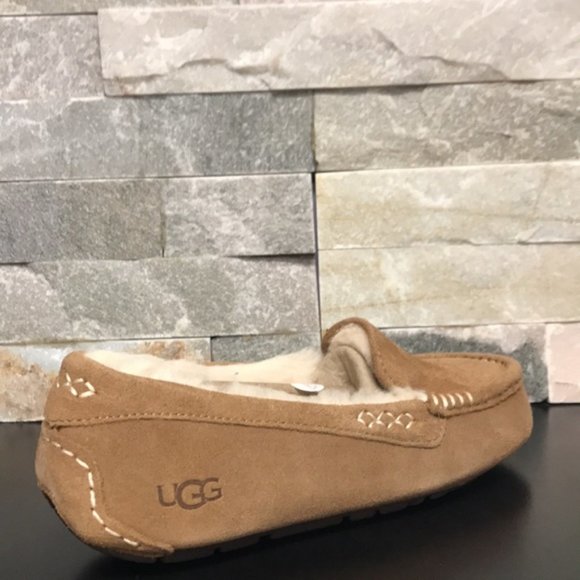 UGG Women's Ansley Slipper Moccasins - Picture 10 of 12